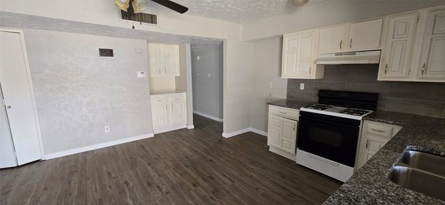 7322 Long Canyon Trail, Dallas, TX 75249