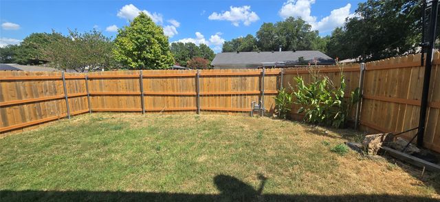 7322 Long Canyon Trail, Dallas, TX 75249