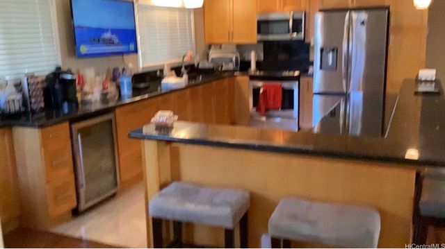 611 7th Avenue B, Honolulu, HI 96816