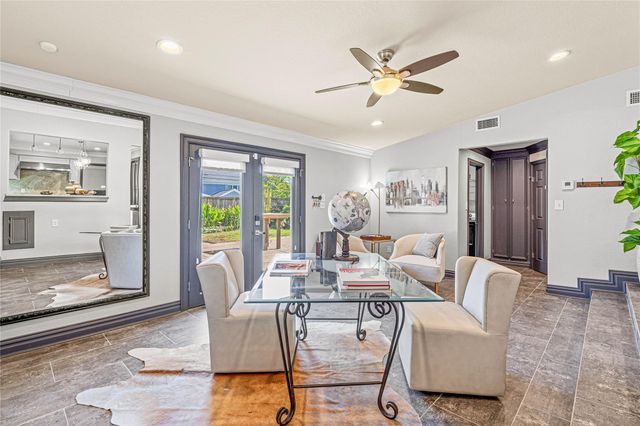 3217 Parkwood Drive, Houston, TX 77021