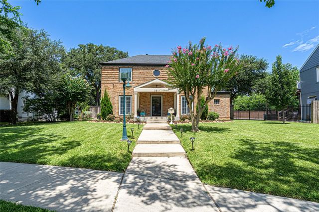 3217 Parkwood Drive, Houston, TX 77021