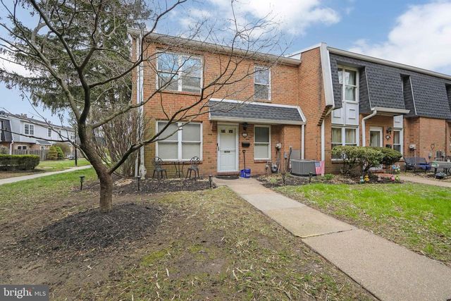 3045 HARBOUR DR, Palmyra, NJ 08065