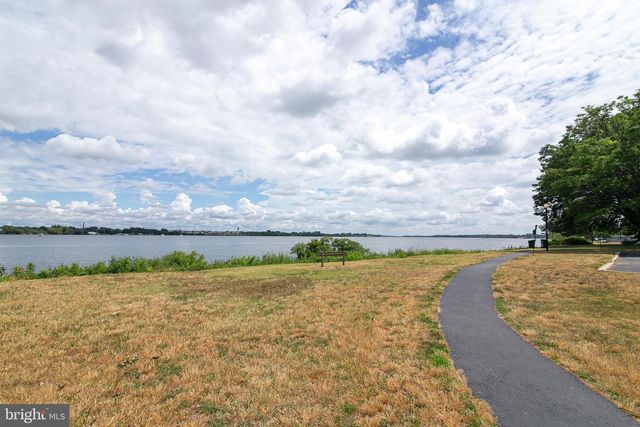 3045 HARBOUR DR, Palmyra, NJ 08065