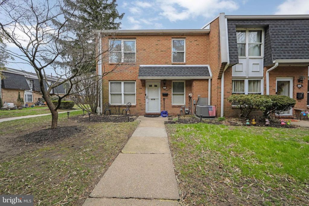 3045 HARBOUR DR, Palmyra, NJ 08065