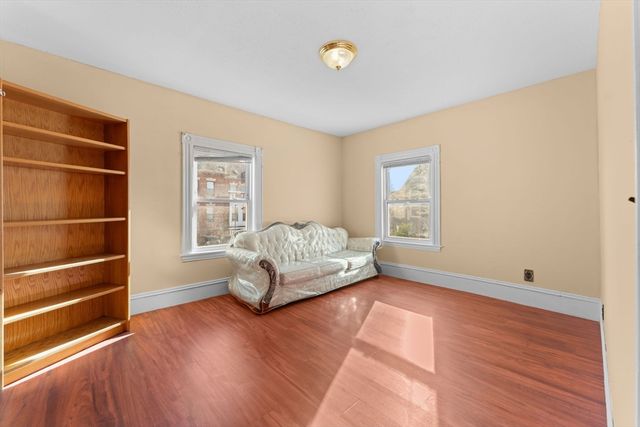 92 Sheridan Ave, Medford, MA 02155