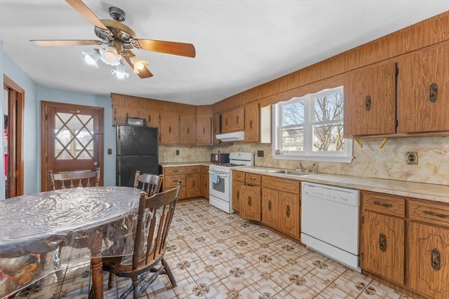 92 Sheridan Ave, Medford, MA 02155