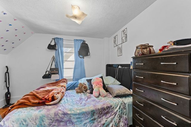 92 Sheridan Ave, Medford, MA 02155