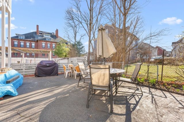 92 Sheridan Ave, Medford, MA 02155