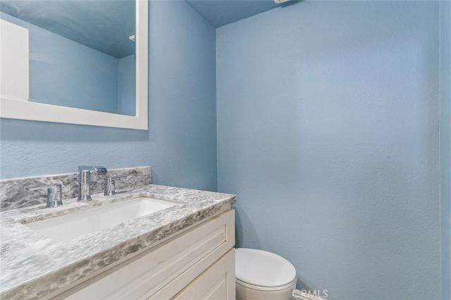 9600 Sylmar Avenue 19, Panorama City, CA 91402