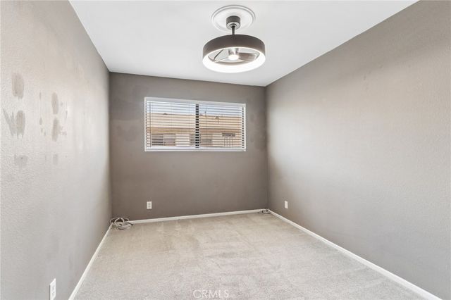 9600 Sylmar Avenue 19, Panorama City, CA 91402