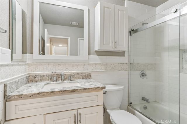 9600 Sylmar Avenue 19, Panorama City, CA 91402