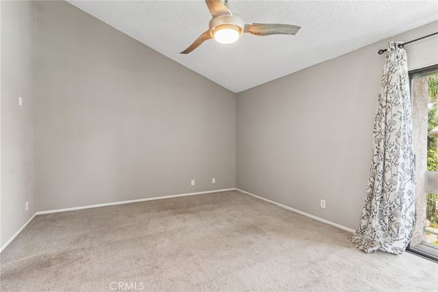 9600 Sylmar Avenue 19, Panorama City, CA 91402