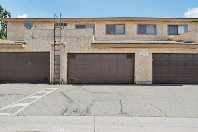 9600 Sylmar Avenue 19, Panorama City, CA 91402