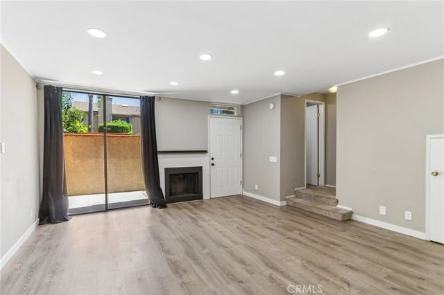 9600 Sylmar Avenue 19, Panorama City, CA 91402