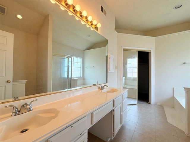 1328 Maywood Court, Plano, TX 75023