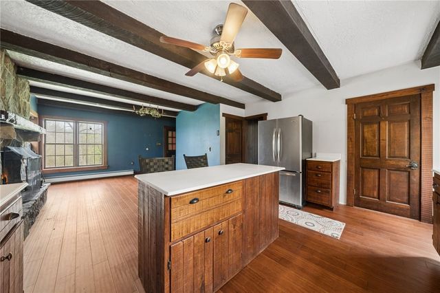 1925 S Main St, N Franklin Twp, PA 15301