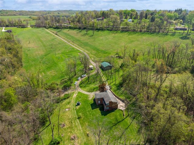 1925 S Main St, N Franklin Twp, PA 15301