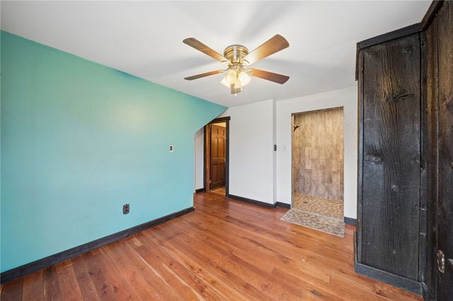 1925 S Main St, N Franklin Twp, PA 15301