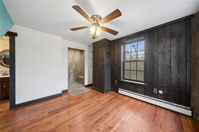 1925 S Main St, N Franklin Twp, PA 15301