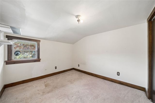 1925 S Main St, N Franklin Twp, PA 15301