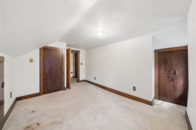 1925 S Main St, N Franklin Twp, PA 15301