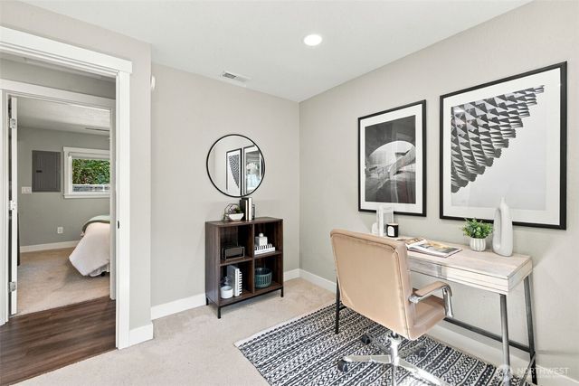 6542 24th Avenue SW, Seattle, WA 98106