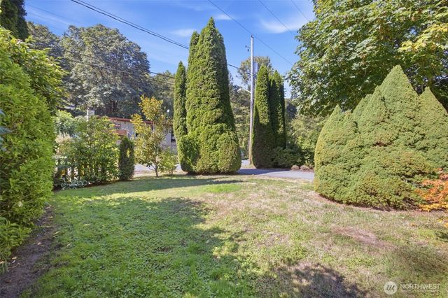 6542 24th Avenue SW, Seattle, WA 98106