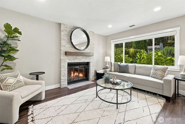 6542 24th Avenue SW, Seattle, WA 98106