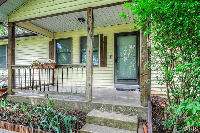 1 Towers Lane, St Charles, MO 63304