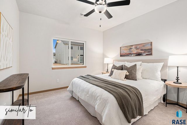 8016 E Tencate Pl, Sioux Falls, SD 57110
