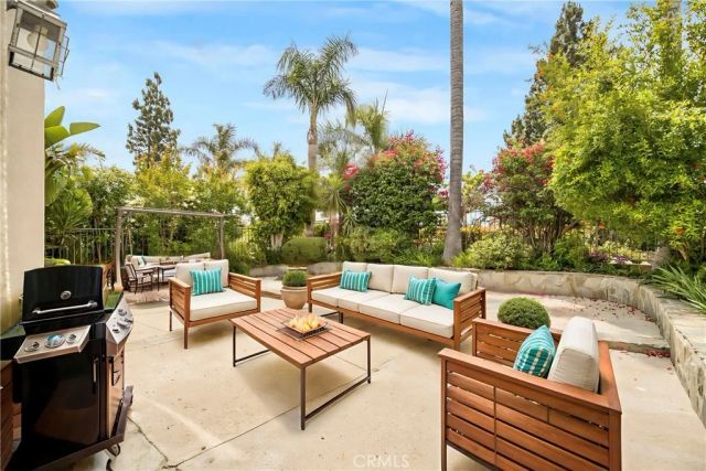 19554 Crystal Ridge Lane, Porter Ranch, CA 91326