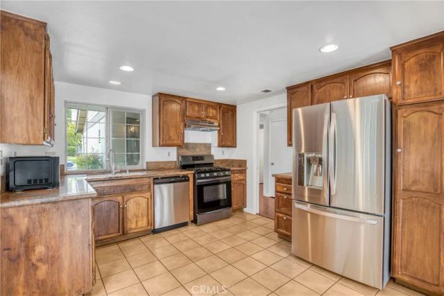 19554 Crystal Ridge Lane, Porter Ranch, CA 91326