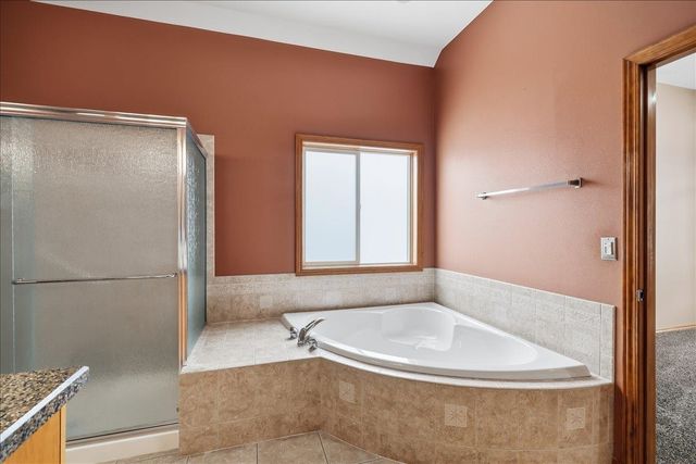 1404 N Winchester Ln, Liberty Lake, WA 99019