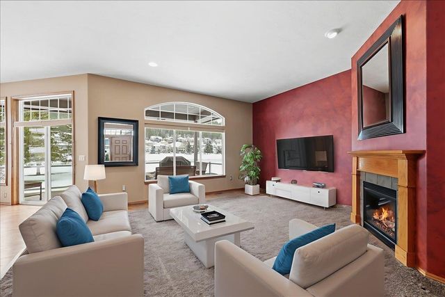 1404 N Winchester Ln, Liberty Lake, WA 99019