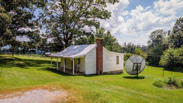 1557 RINACAS CORNER RD, Shenandoah, VA 22849
