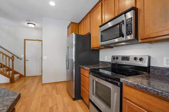 4360 Empress Drive N 5, Hugo, MN 55038