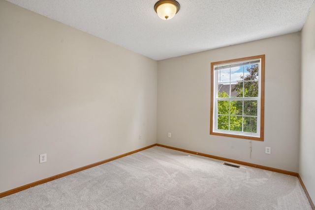 4360 Empress Drive N 5, Hugo, MN 55038