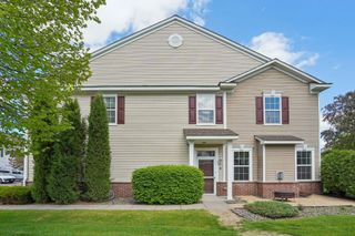 4360 Empress Drive N 5, Hugo, MN 55038