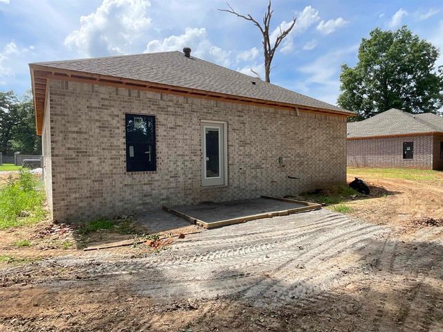 225 Kayla Lane, Lonoke, AR 72086