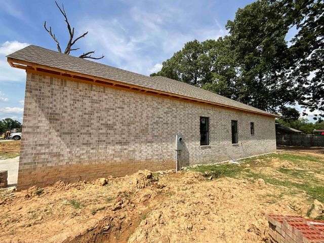 225 Kayla Lane, Lonoke, AR 72086