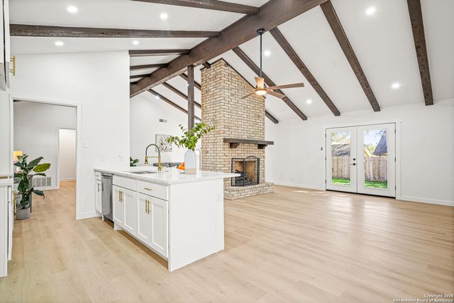 16406 Turkey Point, San Antonio, TX 78232