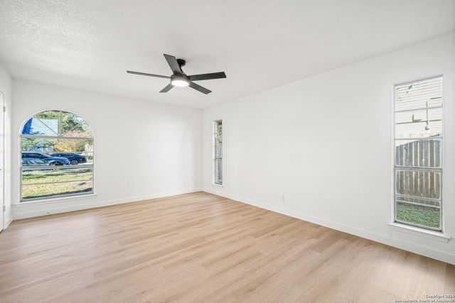 16406 Turkey Point, San Antonio, TX 78232