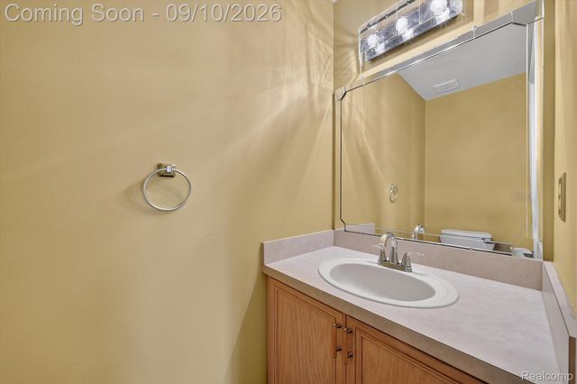 24349 Millcreek Court, Farmington Hills, MI 48336