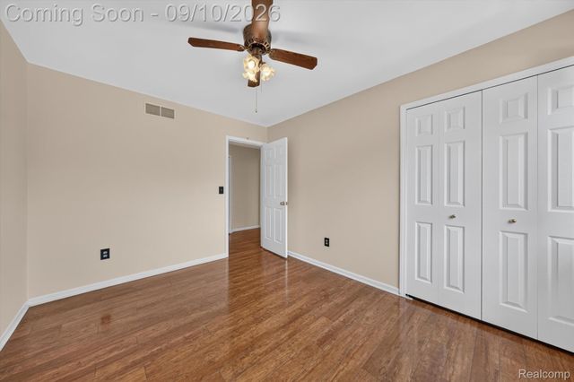 24349 Millcreek Court, Farmington Hills, MI 48336