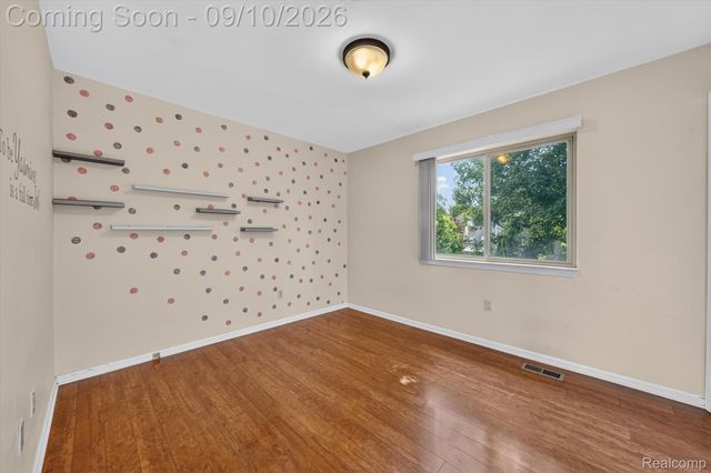 24349 Millcreek Court, Farmington Hills, MI 48336