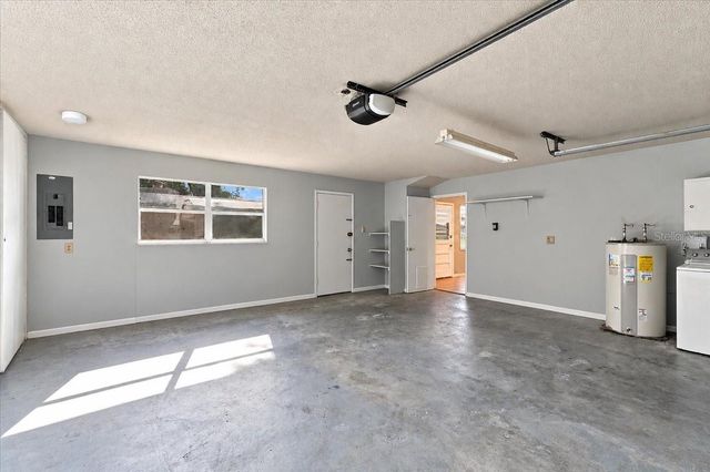 611 E HIGHLAND DRIVE, Lakeland, FL 33813