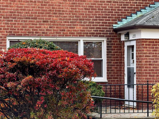235 S Buckhout Street 235, Irvington, NY 10533