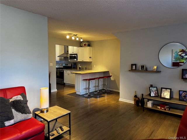 235 S Buckhout Street 235, Irvington, NY 10533