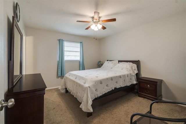 304 Lotus Avenue, Midwest City, OK 73130