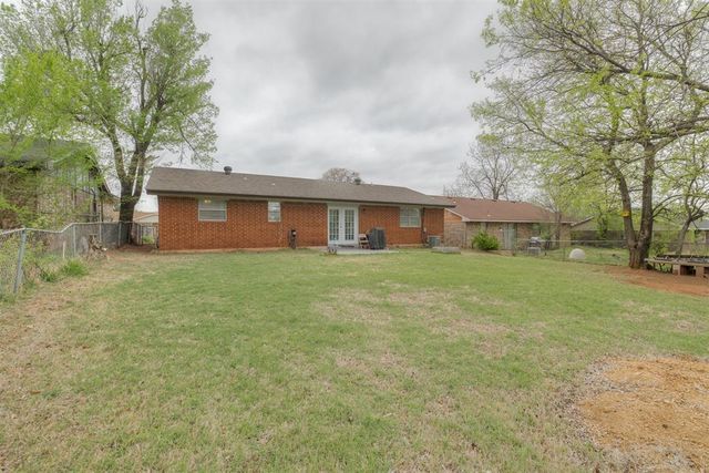 304 Lotus Avenue, Midwest City, OK 73130